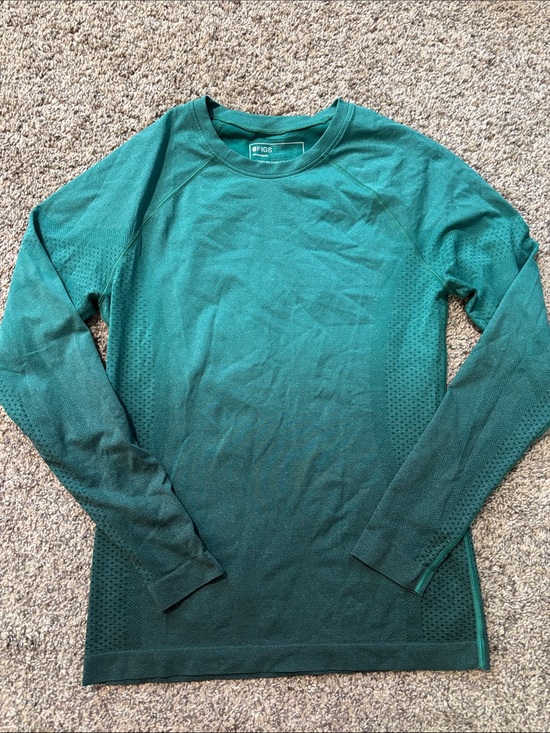 Figs Tops - Figs Seamless Long Sleeve shirt size medium
